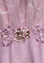 robe-de-cocktail-de-soiree-rose-parme-details-broderie-de-pierres-et-perles-wedding-friends.fr-pour-demoiselles-dhonneur-de-mariage-bals-et-fetes-de-fin-dannee-Noël-nouvel-an-evenements-soiree-st-valentin 